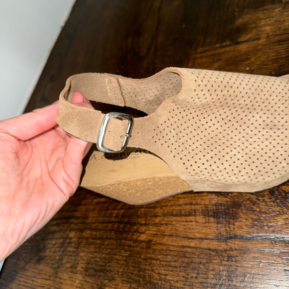 A. Giannetti Women's Tan Wedges- NEW made in Italy - Picture 5 of 9